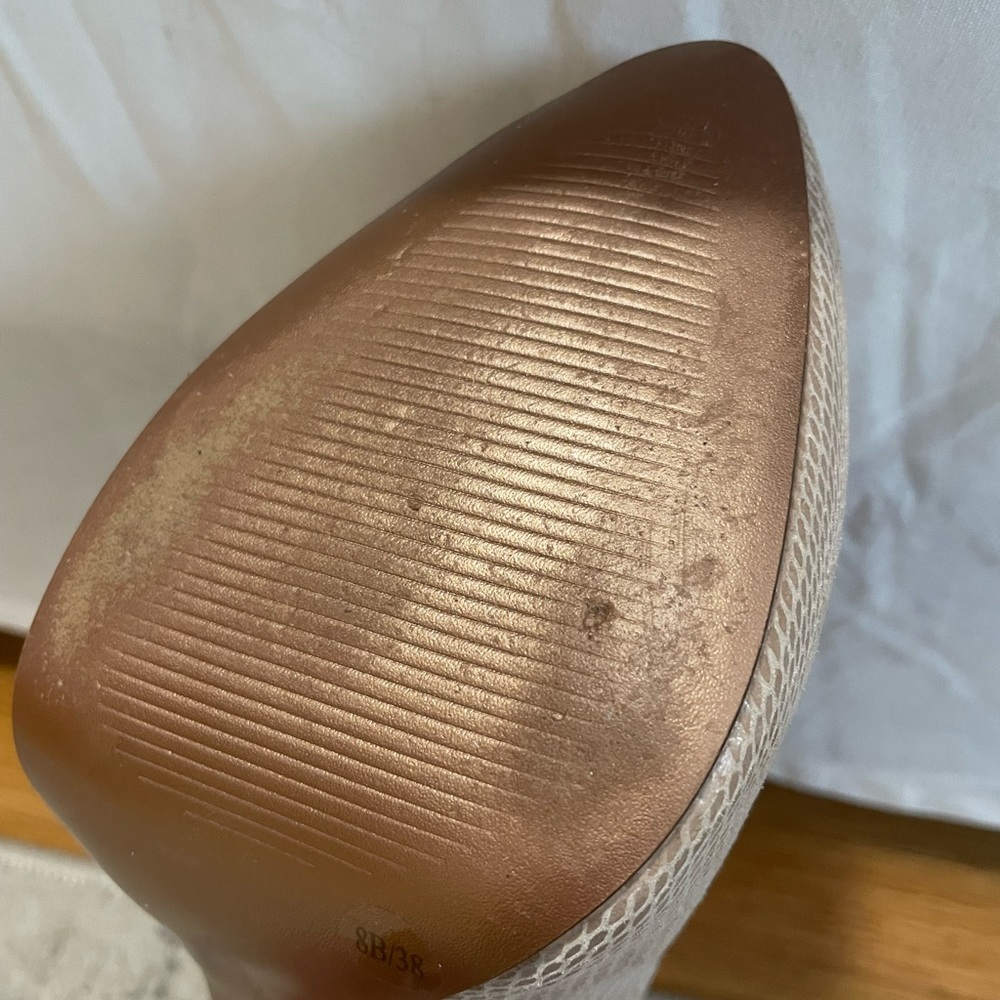 BCBGeneration Nude Snakeskin Heels (size 8) - Picture 5 of 7
